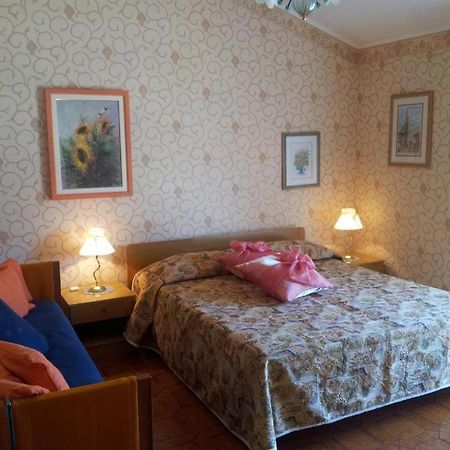 Meuble Al Ponte Hotel Grado Eksteriør billede