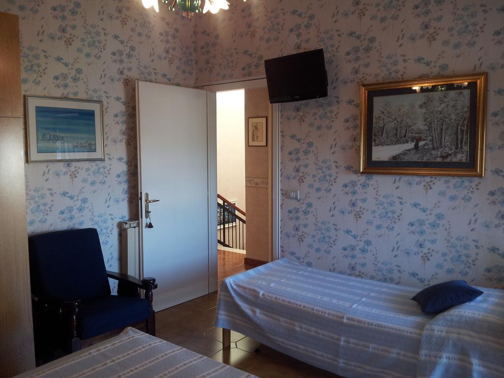 Meuble Al Ponte Hotel Grado Værelse billede